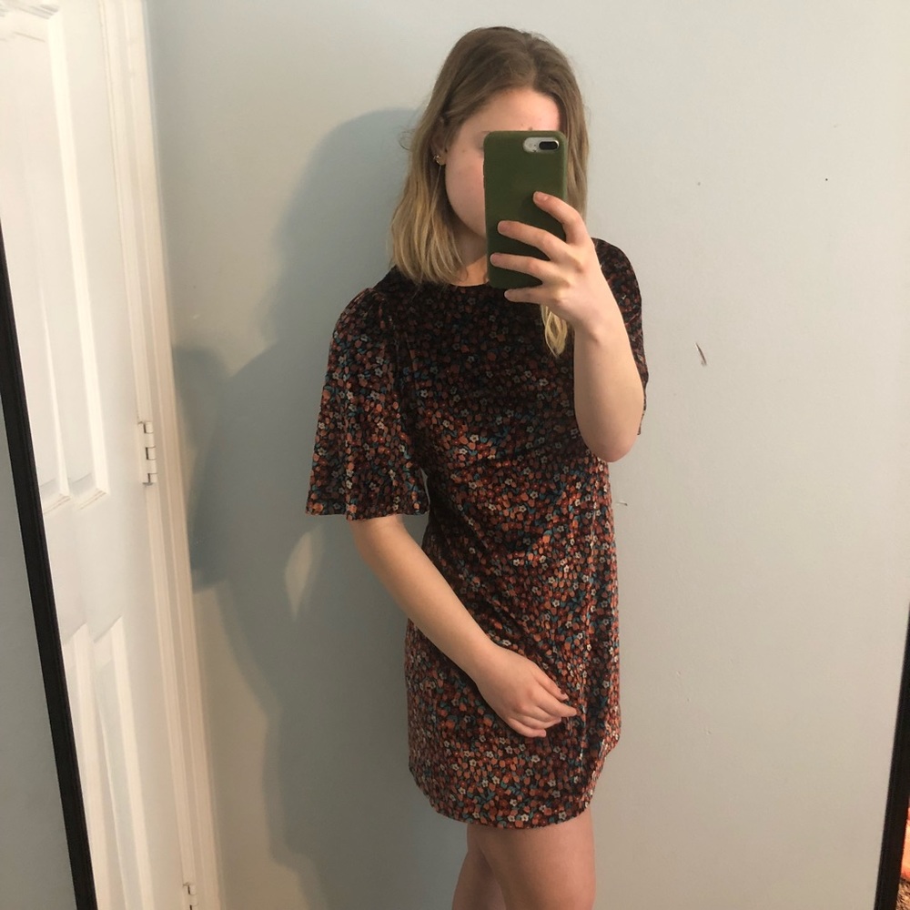 Floral Velvet Flowy Sleeve Dress